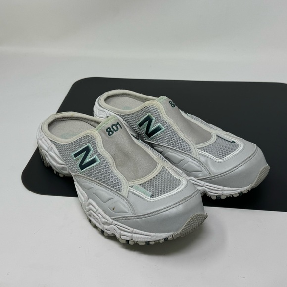 New Balance 801 Shoes Womens Size 6.5 Gray Pink Slip On MULE WL801ST - Picture 1 of 9